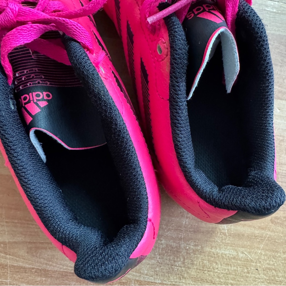 Adidas Goletto VIII FG youth soccer cleat in "Shock Pink" and black. Size 3 - Picture 6 of 11